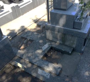 大慶寺　墓所区画２