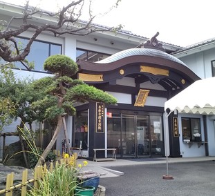 専修寺関東別院　客殿入口